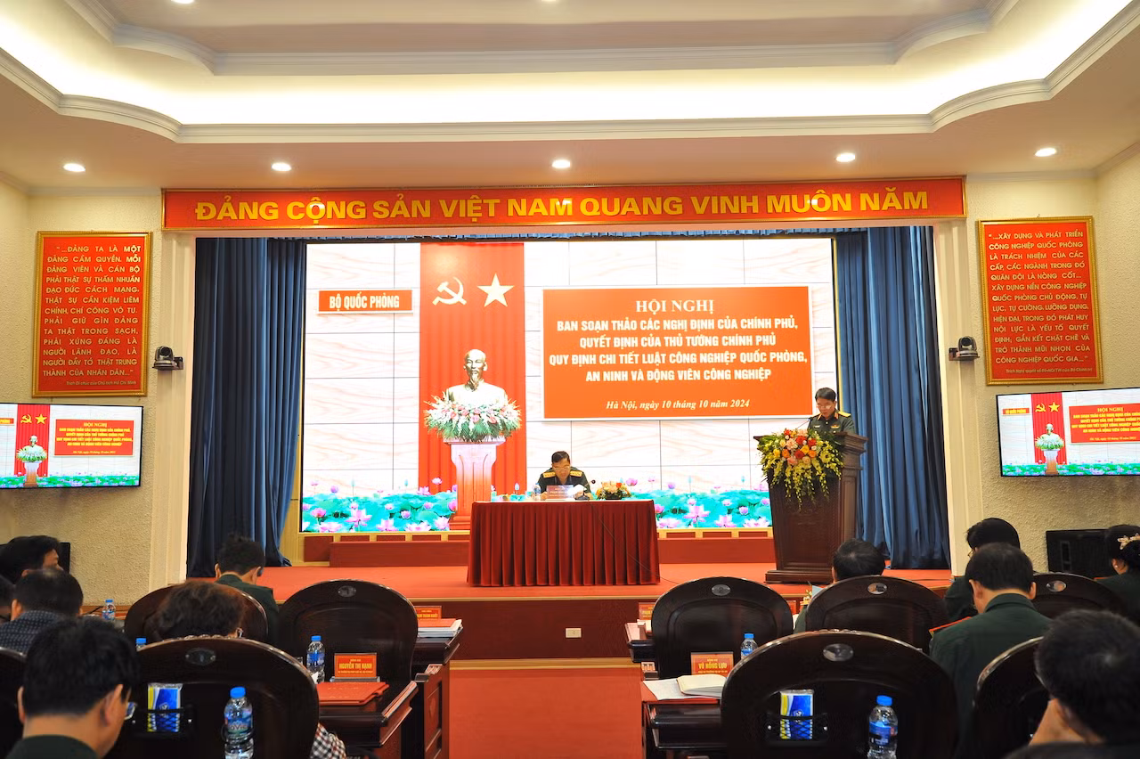 Khẩn trương hoàn thiện văn bản hướng dẫn thực hiện Luật công nghiệp quốc phòng, an ninh và động viên công nghiệp -0