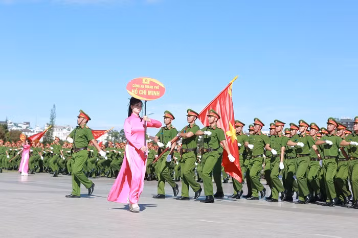 Tưng bừng khai mạc Đại hội Khỏe Vì An ninh Tổ quốc -0