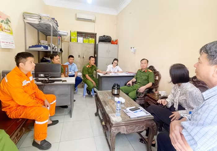 Bài 1: Ô nhiễm nặng và “cái chết” của sông Ngũ Huyện Khê Làng giấy trăm năm -0