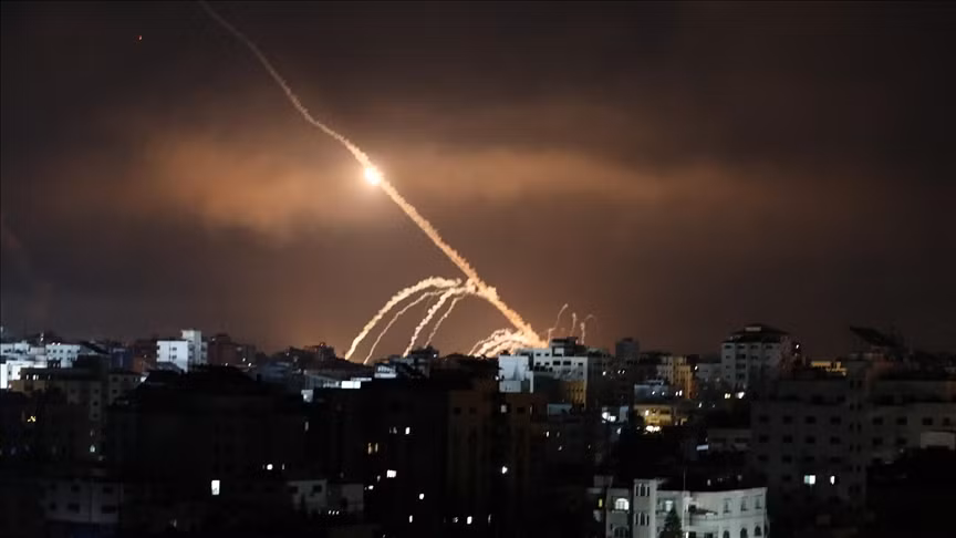 Israel hứng mưa rocket sau vụ thủ lĩnh Hamas thiệt mạng -0