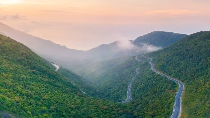 “ Săn mây” trên Đèo Hải Vân