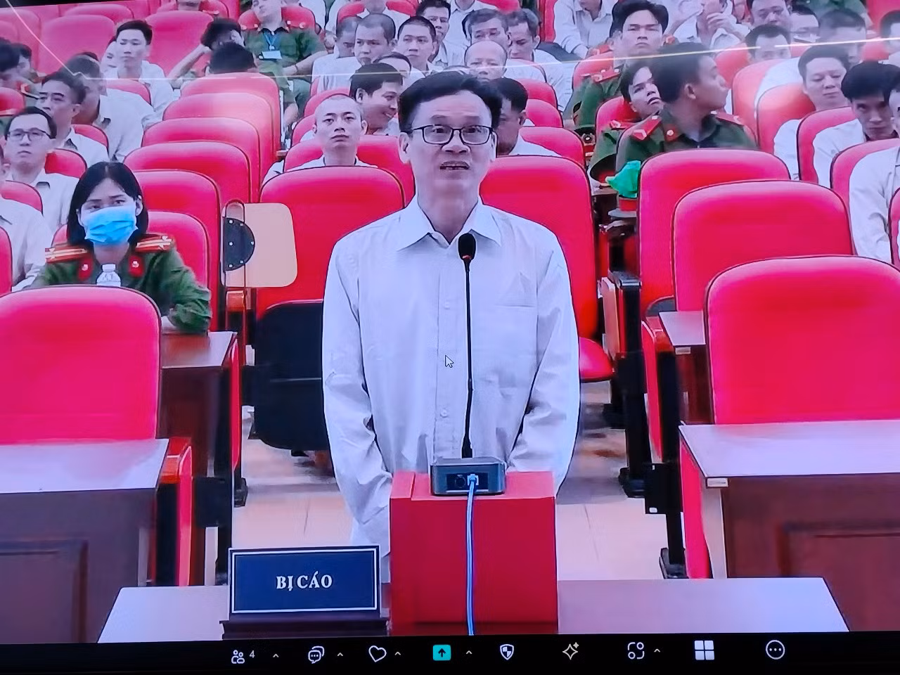 Bị cáo cố tình chối bỏ trách nhiệm -0