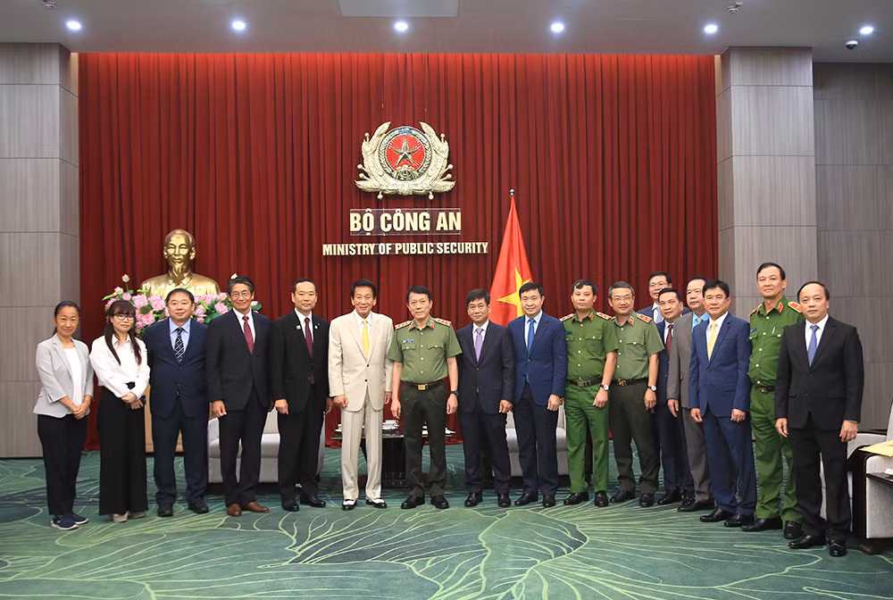 Duy trì chặt chẽ quan hệ hợp tác với các cơ quan thực thi pháp luật Nhật Bản -0