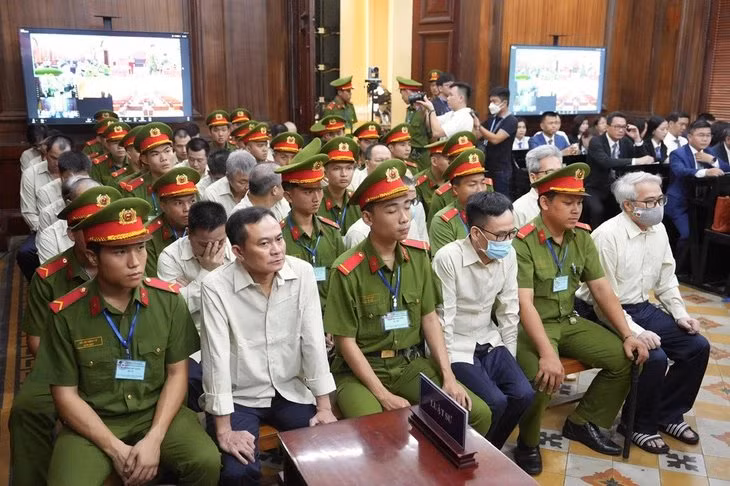 Bao nhiêu hồ sơ không đủ điều kiện được lãnh đạo Phòng Tàu sông bỏ qua? -0