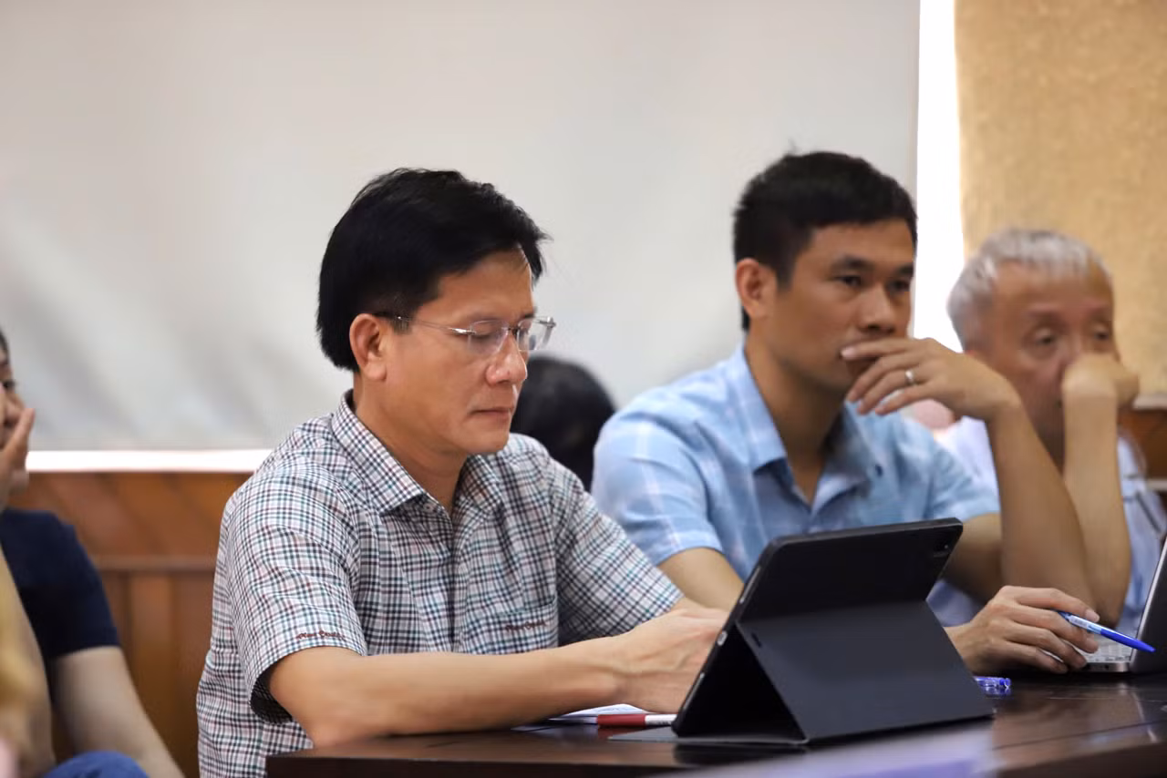 Cựu Giám đốc Sở GD&ĐT Hà Tĩnh có mặt tại phiên tòa xét xử thổi giá thiết bị giáo dục -0