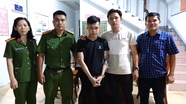 Công an phường đi tuần tra phát hiện đối tượng trốn truy nã
