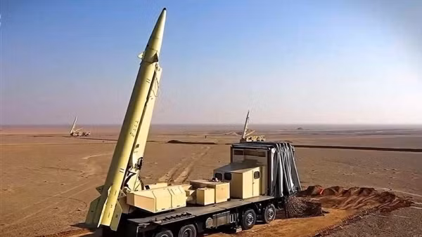 Báo Mỹ: Lãnh tụ Iran ra lệnh tấn công trả đũa Israel