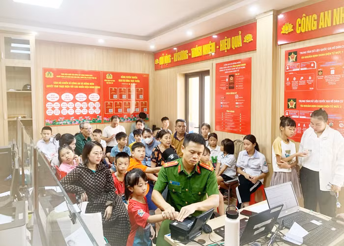 Xã đầu tiên của Hà Tĩnh hoàn thành cấp thẻ căn cước cho công dân đủ điều kiện -0