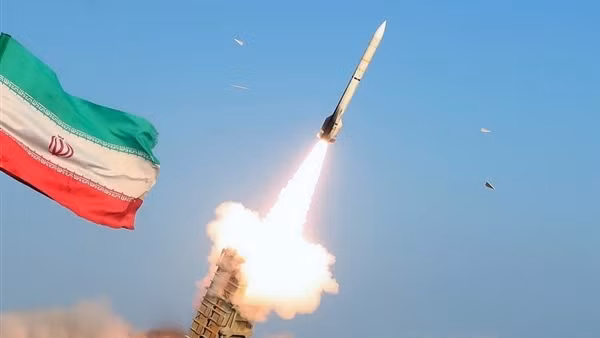 Iran thông báo ý định tấn công Israel