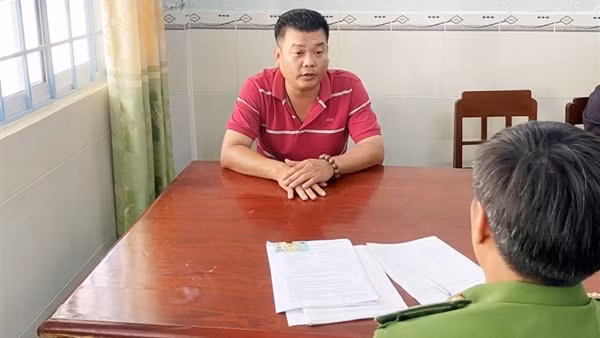 Nhân viên Chi cục Kiểm ngư đầu thú khai nhận hối lộ