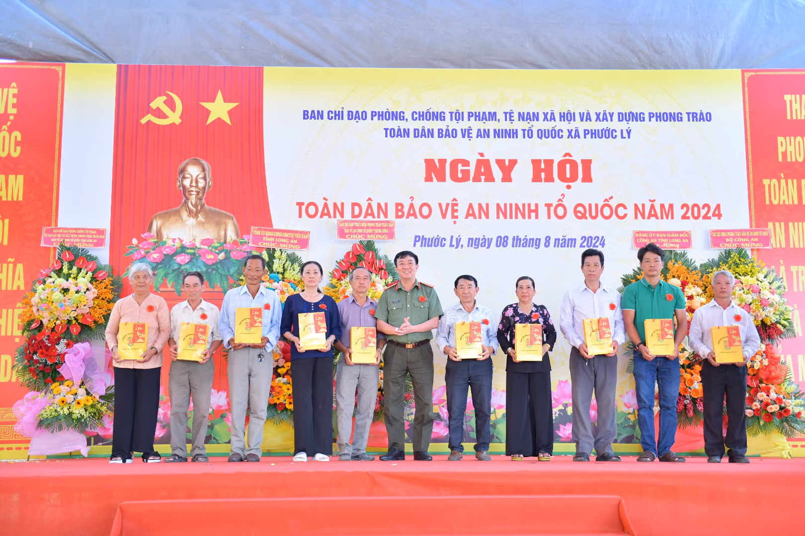 Để người dân là cánh tay nối dài trong công tác bảo đảm an ninh trật tự -0
