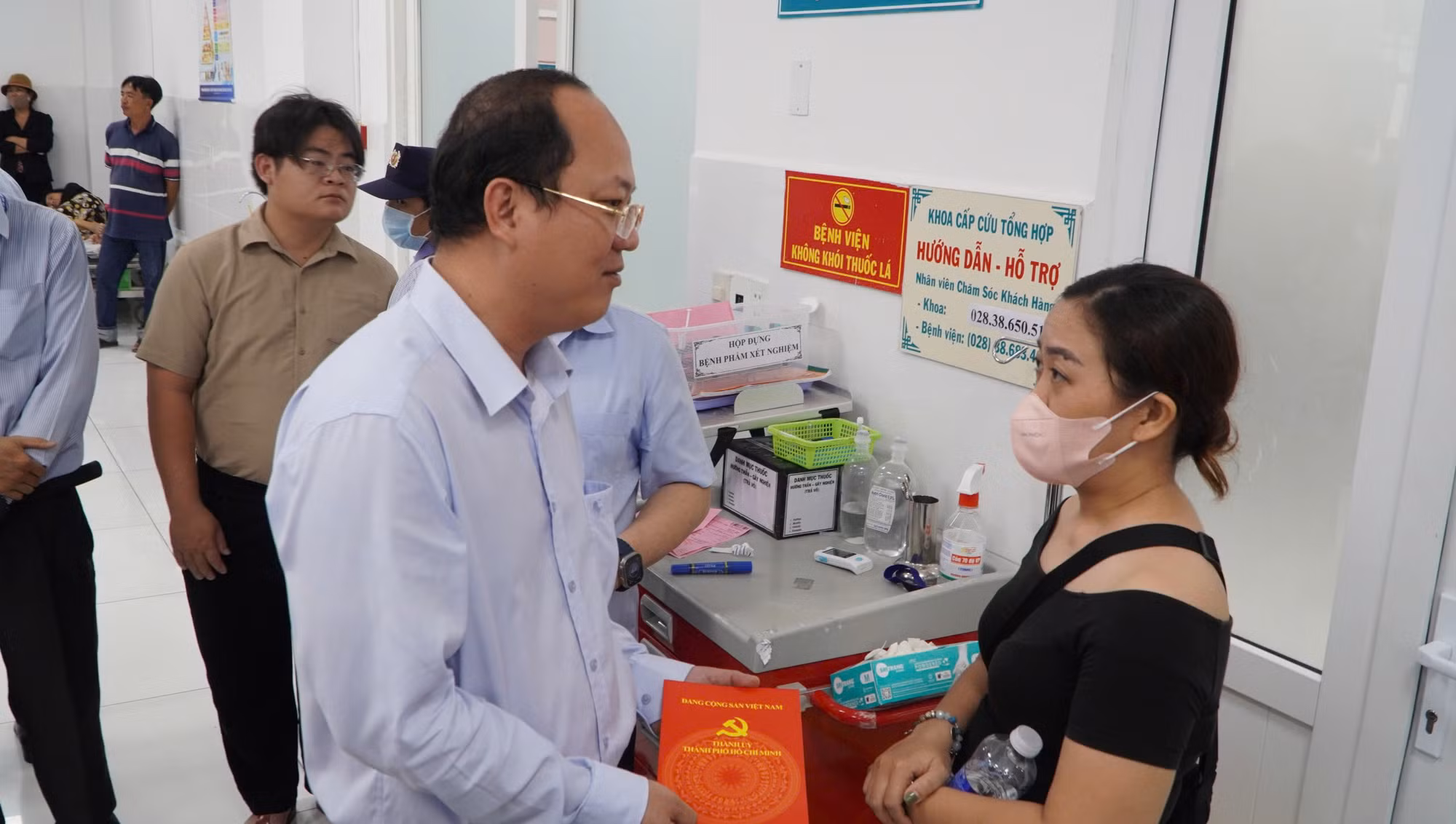 Sau sự cố cây tét nhánh khiến 2 người tử vong: Làm rõ trách nhiệm của các nhân và tổ chức liên quan -0