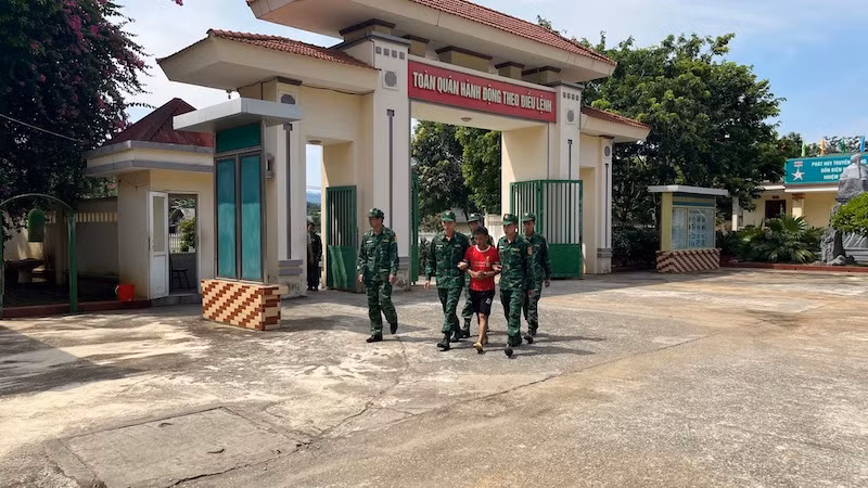Cô gái trẻ mưu trí, thoát “bẫy” đối tượng mua bán người -0