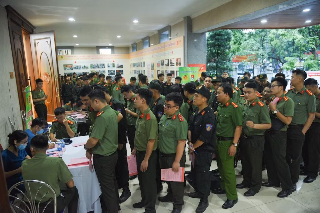 Gần 3000 CBCS tham gia lễ phát động Hành trình 
