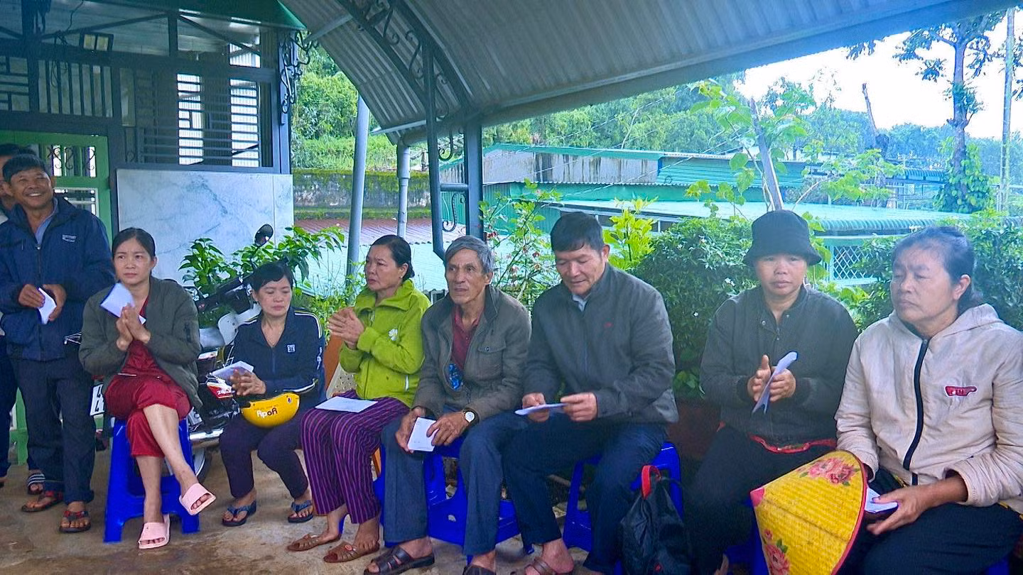 Dân bất an vì liên tiếp xảy ra sụt lún đất -0