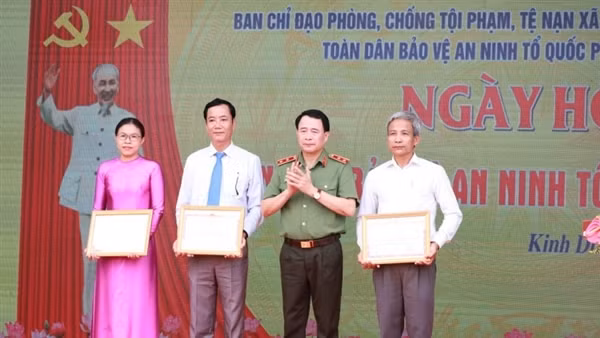 Nhân rộng mô hình, đẩy mạnh phong trào Toàn dân bảo vệ ANTQ tại Ninh Thuận