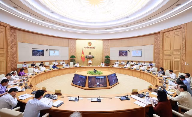 Thủ tướng: Ưu tiên tháo gỡ khó khăn cho sản xuất, kinh doanh -0