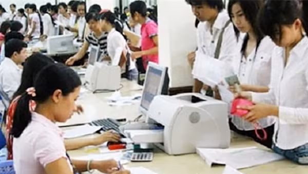 Triển khai đề án cho sinh viên khó khăn vay vốn để học tập