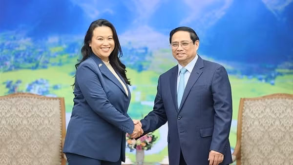 Thủ tướng Phạm Minh Chính tiếp đoàn quan chức và doanh nghiệp bang California, Hoa Kỳ