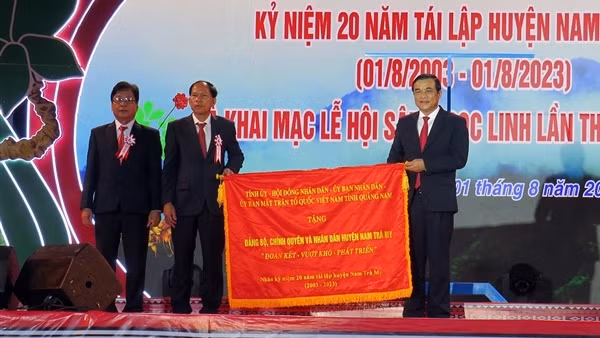 Khai mạc Lễ hội sâm Ngọc Linh lần thứ V và kỷ niệm 20 năm tái lập huyện Nam Trà My