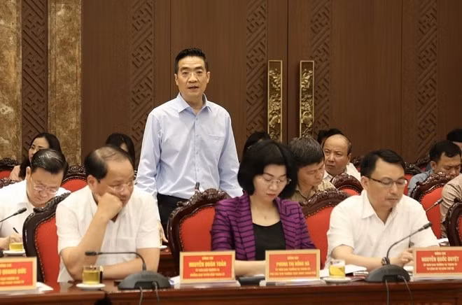 Bí thư Thành uỷ Hà Nội: Chưa phải thời điểm thích hợp để cho thuê vỉa hè -0