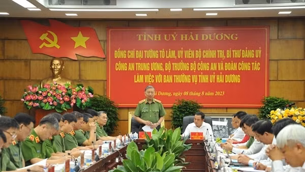 Ban Thường vụ Đảng uỷ Công an Trung ương làm việc với Tỉnh ủy Hải Dương