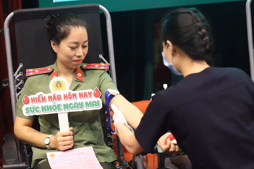 Gần 3000 CBCS tham gia lễ phát động Hành trình 