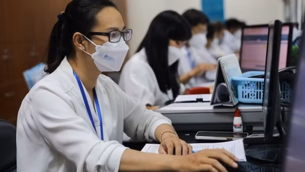 Cán bộ, công chức, viên chức, người lao động sẽ được bố trí như thế nào sau sắp xếp huyện, xã?