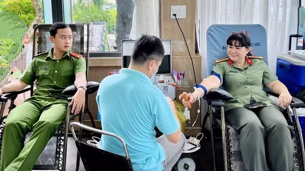 Công an TP Hồ Chí Minh tích cực hưởng ứng hiến máu tình nguyện