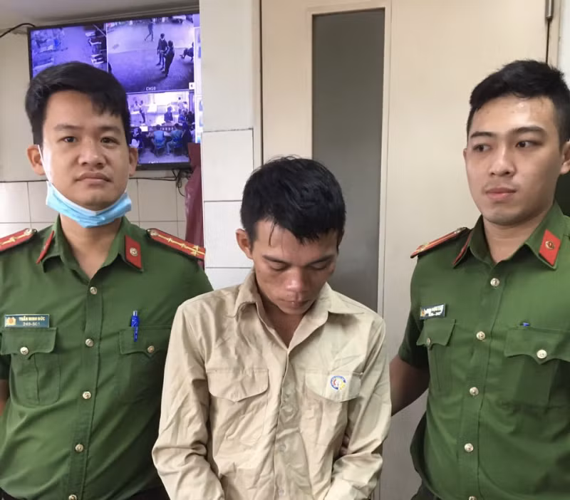 Giúp bệnh nhân an tâm hơn khi đến Bệnh viện Trung ương Huế khám, chữa bệnh -0