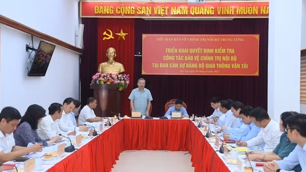 Kiểm tra công tác bảo vệ chính trị nội bộ tại Ban Cán sự đảng Bộ Giao thông vận tải