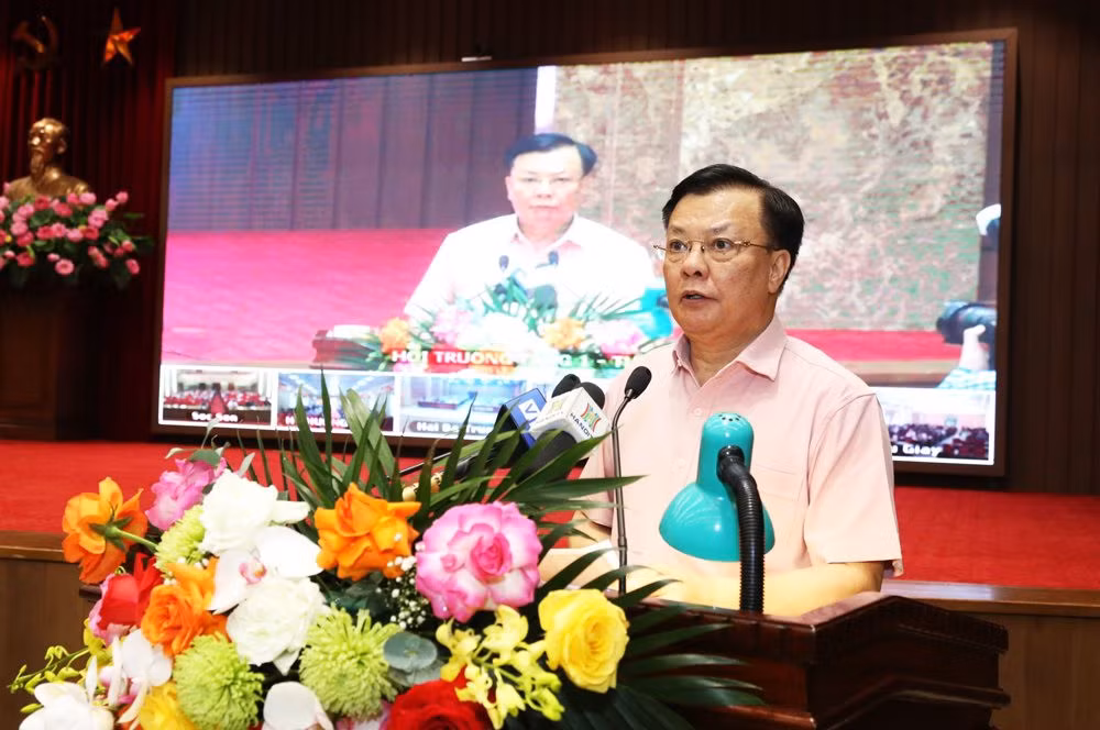 Bí thư Thành uỷ Hà Nội: Chưa phải thời điểm thích hợp để cho thuê vỉa hè -0