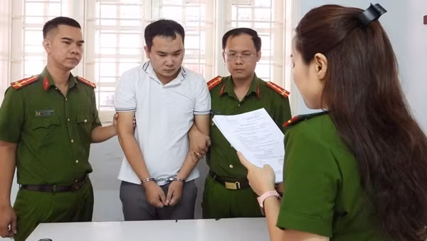 Lừa hơn 20 tỷ đồng “nướng” sạch vào chứng khoán quốc tế và tiền ảo