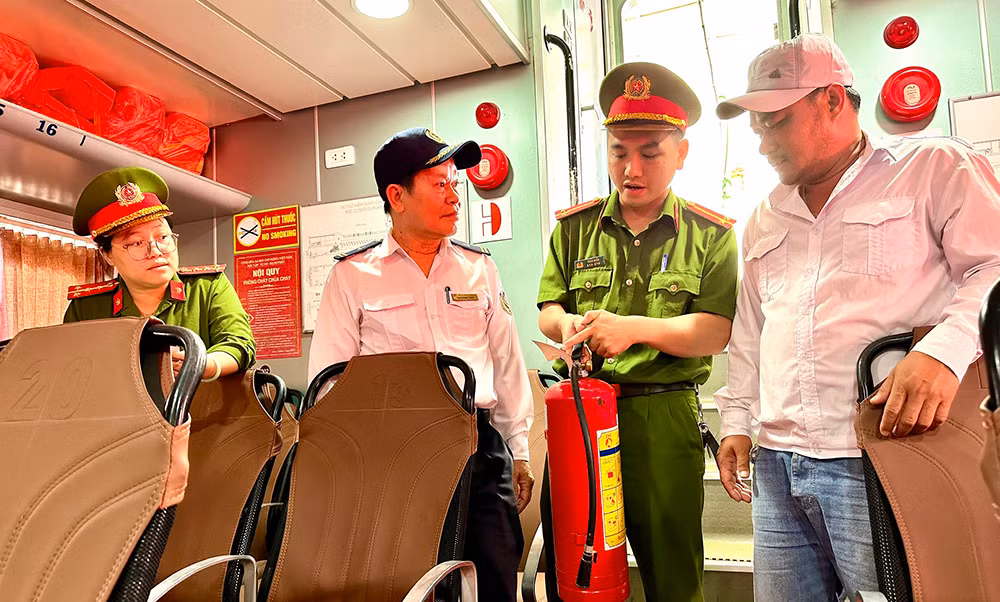 Đảm bảo an toàn PCCC trên các tàu cao tốc tuyến Sa Kỳ - Lý Sơn -0