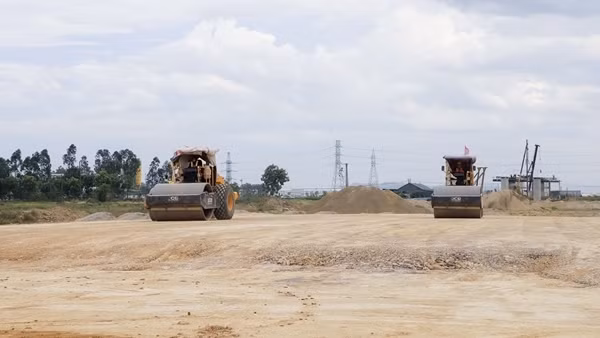 Thay thế các nhà thầu không đảm bảo để cao tốc Bắc - Nam thông tuyến đúng lộ trình