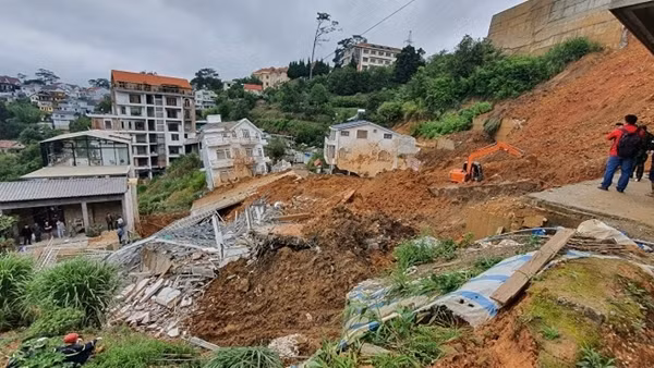 Nguyên nhân xảy ra nhiều vụ sạt lở đất làm 9 người chết ở Lâm Đồng