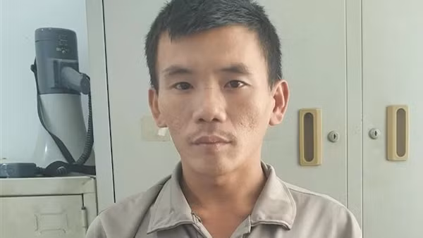 Tài xế làm giả giấy tờ rồi mang xe đi cầm cố, chiếm đoạt tiền