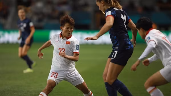 Thủng lưới đậm nhất World Cup, HLV Mai Đức Chung thừa nhận “lực bất tòng tâm”