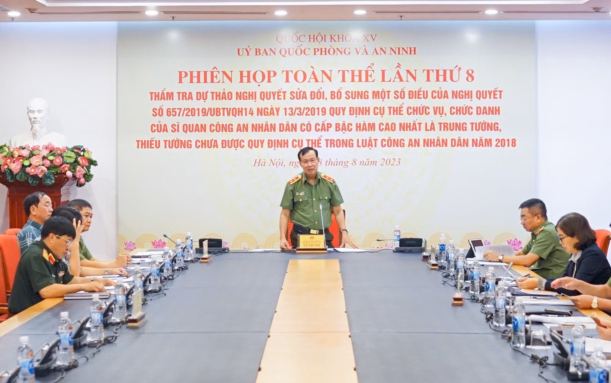 Hoàn thiện cơ sở pháp lý về cấp bậc hàm cao nhất là Thiếu tướng CAND -0
