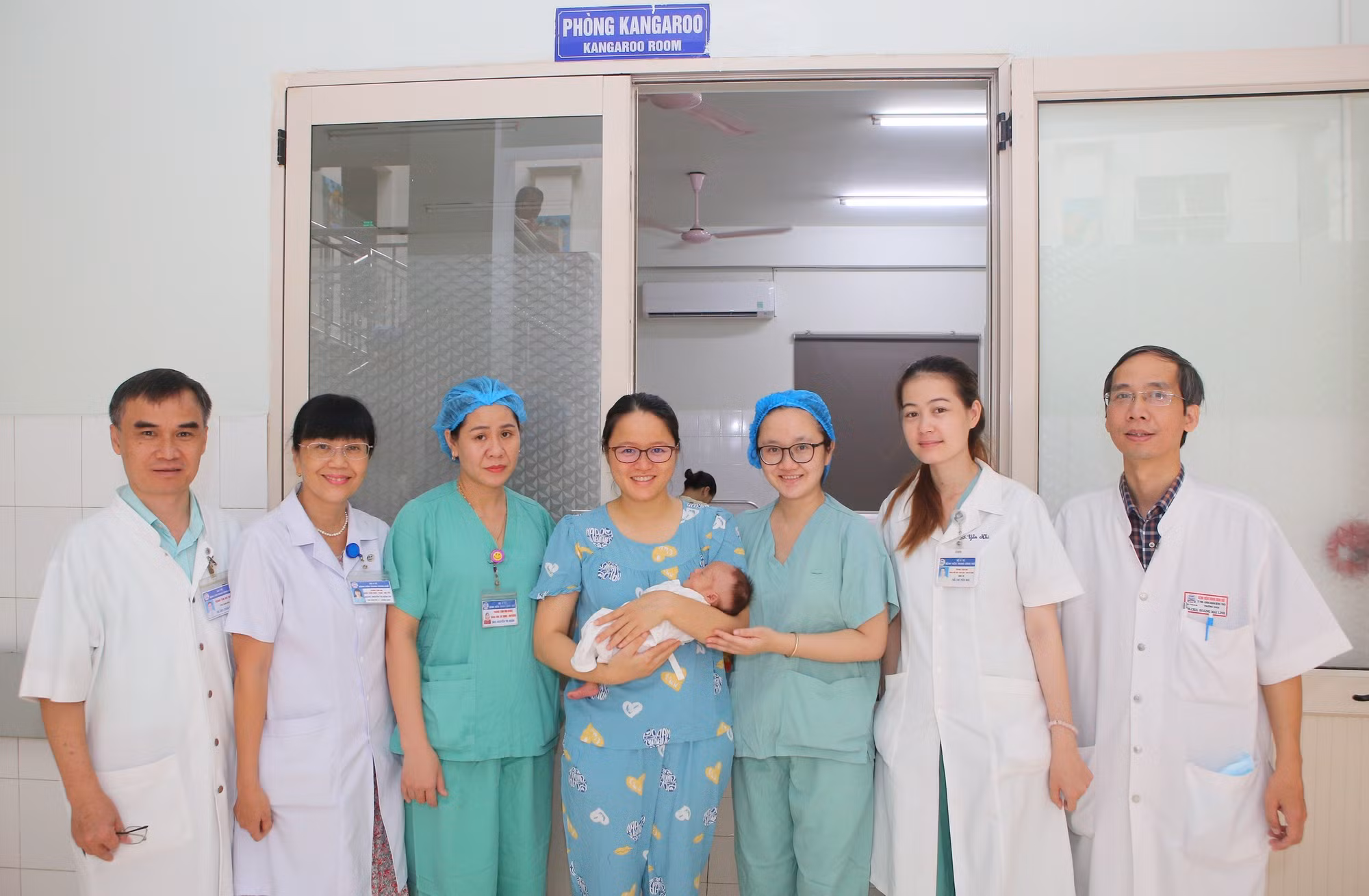 Cứu sống trẻ sơ sinh mắc chứng bệnh xoắn nghẹt ruột non hiếm gặp -0