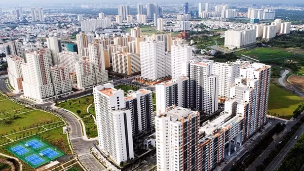 Gỡ vướng quyết liệt hơn để cấp sổ đỏ cho hàng chục nghìn căn hộ