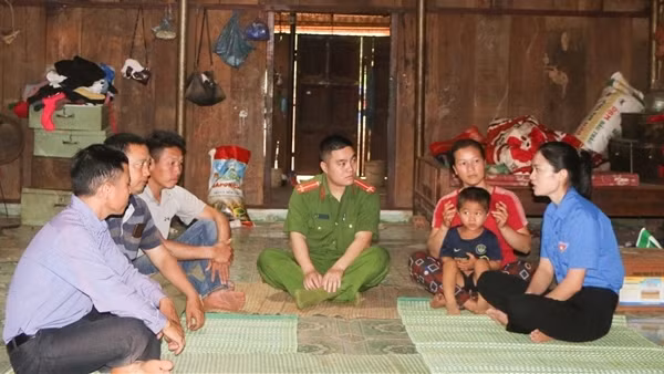 Công an xã chính quy góp phần giữ vững an ninh trật tự ở vùng cao