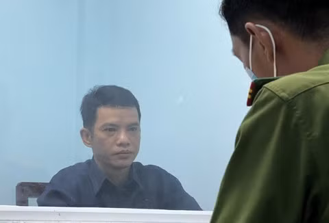 Bắt giữ giám đốc công ty thu hồi nợ và nhiều nhân viên cho vay lãi nặng -0