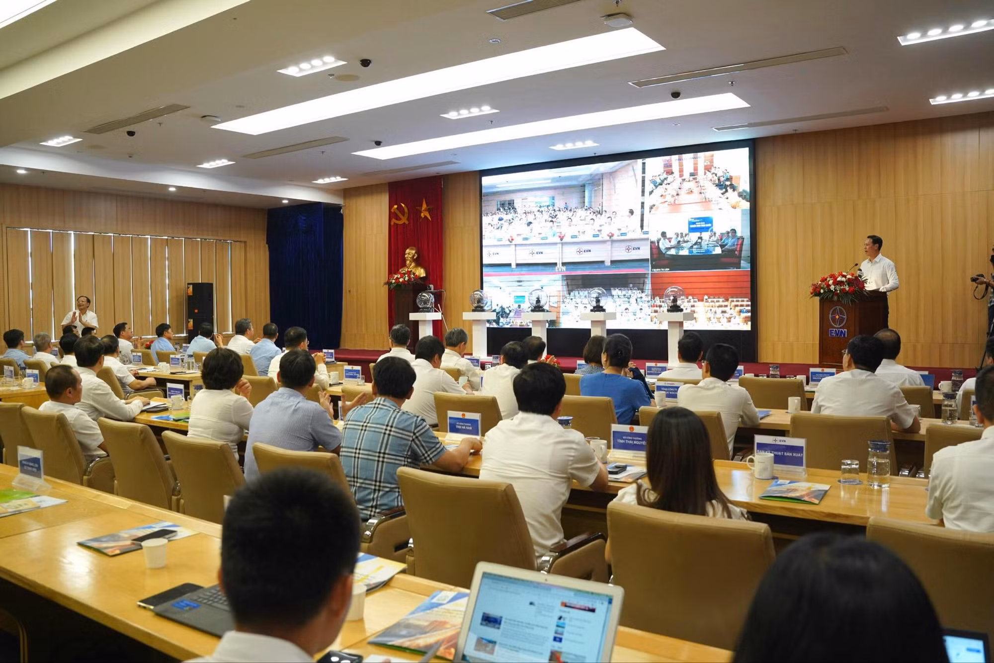 Phát động tiết kiệm điện toàn quốc năm 2023 -0