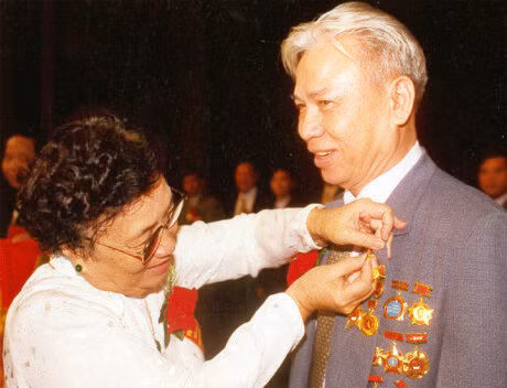 Lễ tang đồng chí Đặng Văn Thân -0