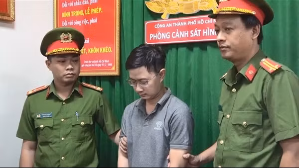 Khởi tố giám đốc công ty thu hồi nợ và nhiều nhân viên cho vay lãi nặng