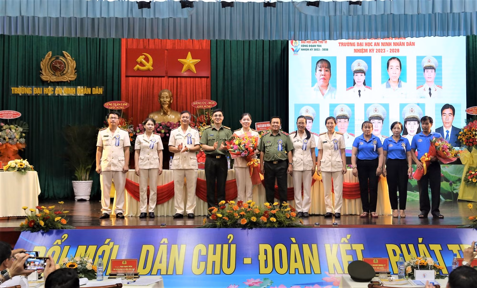 doan1.jpg -0