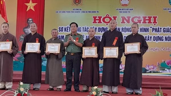 Làm tốt mô hình “Phật giáo Quảng Trị tham gia bảo vệ ANTQ và chung tay xây dựng nông thôn mới”