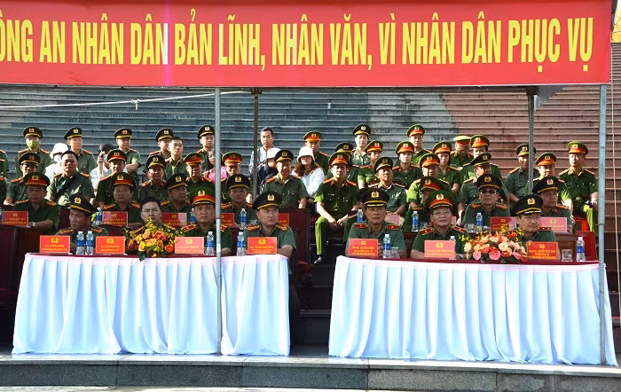 Hơn 800 CBCS tranh tài ở hội thi quân sự, võ thuật -0