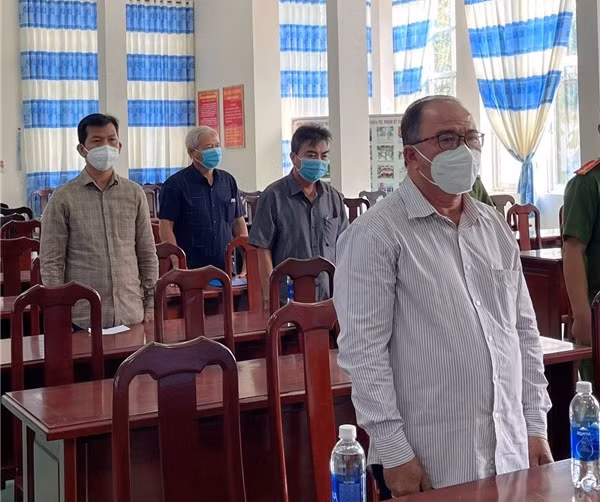 Truy tố nguyên Chủ tịch UBND huyện Xuyên Mộc trong vụ cấp sổ đỏ sai quy định -0